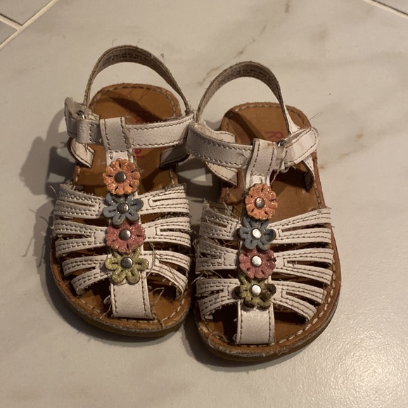 Michael Kors toddler shoes - Picture 10 of 12
